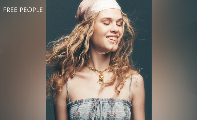 Cute Women's Scarves | All-Season Fashion Magic | Unlock Endless Styles with Just One Scarf-img
